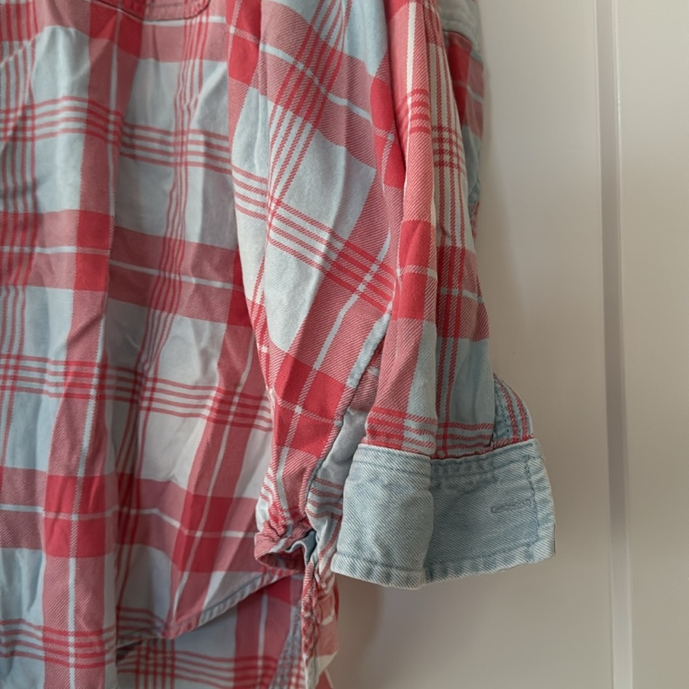American eagle button up - Picture 3 of 3